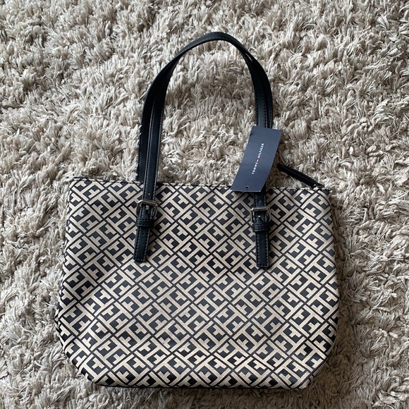 TOMMY HILFIGER Handbag - Picture 6 of 12